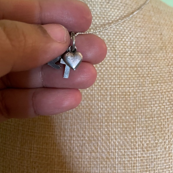 Silver Faith,Hope, Love Pendants Necklace- Cross, heart and anchor - Picture 3 of 9